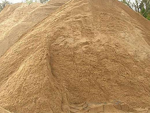 Природный песок: особенности применения 3 самых популярных видов